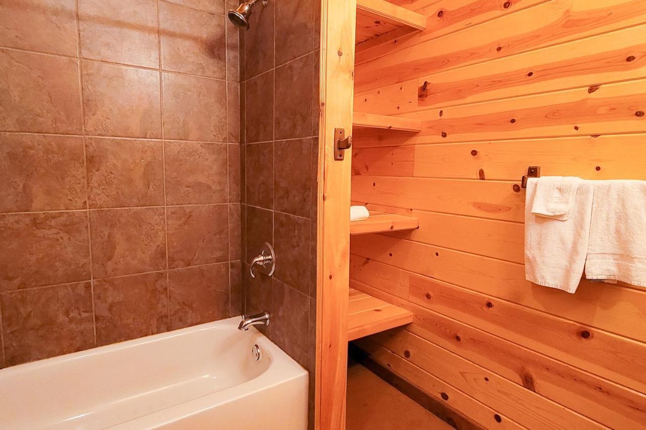 Treetop Tranquilty Sevierville Exterior foto